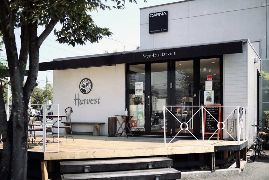 Harvest（ハーベスト）卸団地店｜パンのテイクアウトもできるライフスタイルショップ併設カフェ。