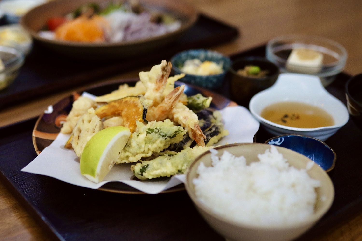 ドライブイン西村食堂｜高知の観光名所「桂浜」近く！ご当地グルメが楽しめる市場レストラン。