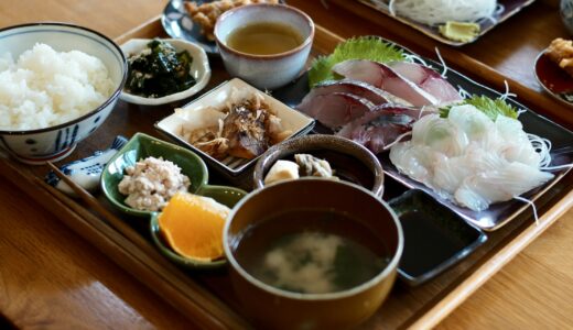 海の恵みと季節のスイーツを一度に満喫！須崎市「Cafe & kitchen サラダ」
