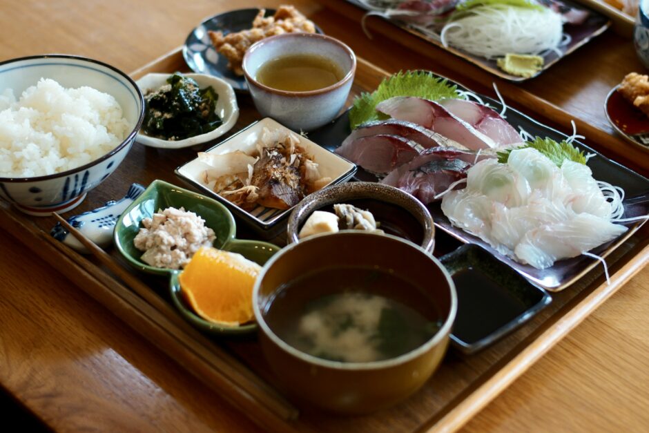 海の恵みと季節のスイーツを一度に満喫！須崎市「Cafe & kitchen サラダ」