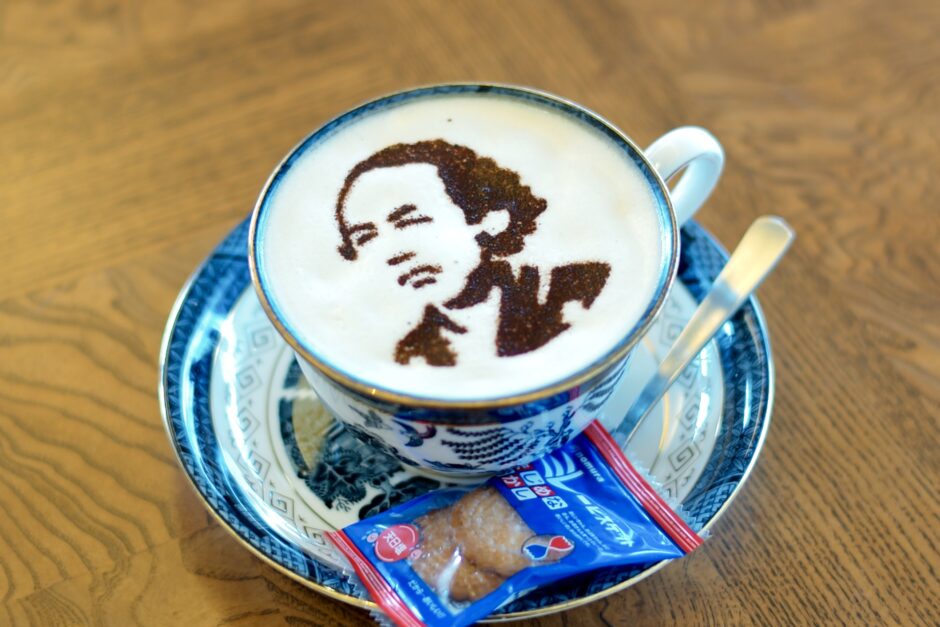高知城と一緒にコーヒーを楽しむなら「珈琲館 イストワール」へ