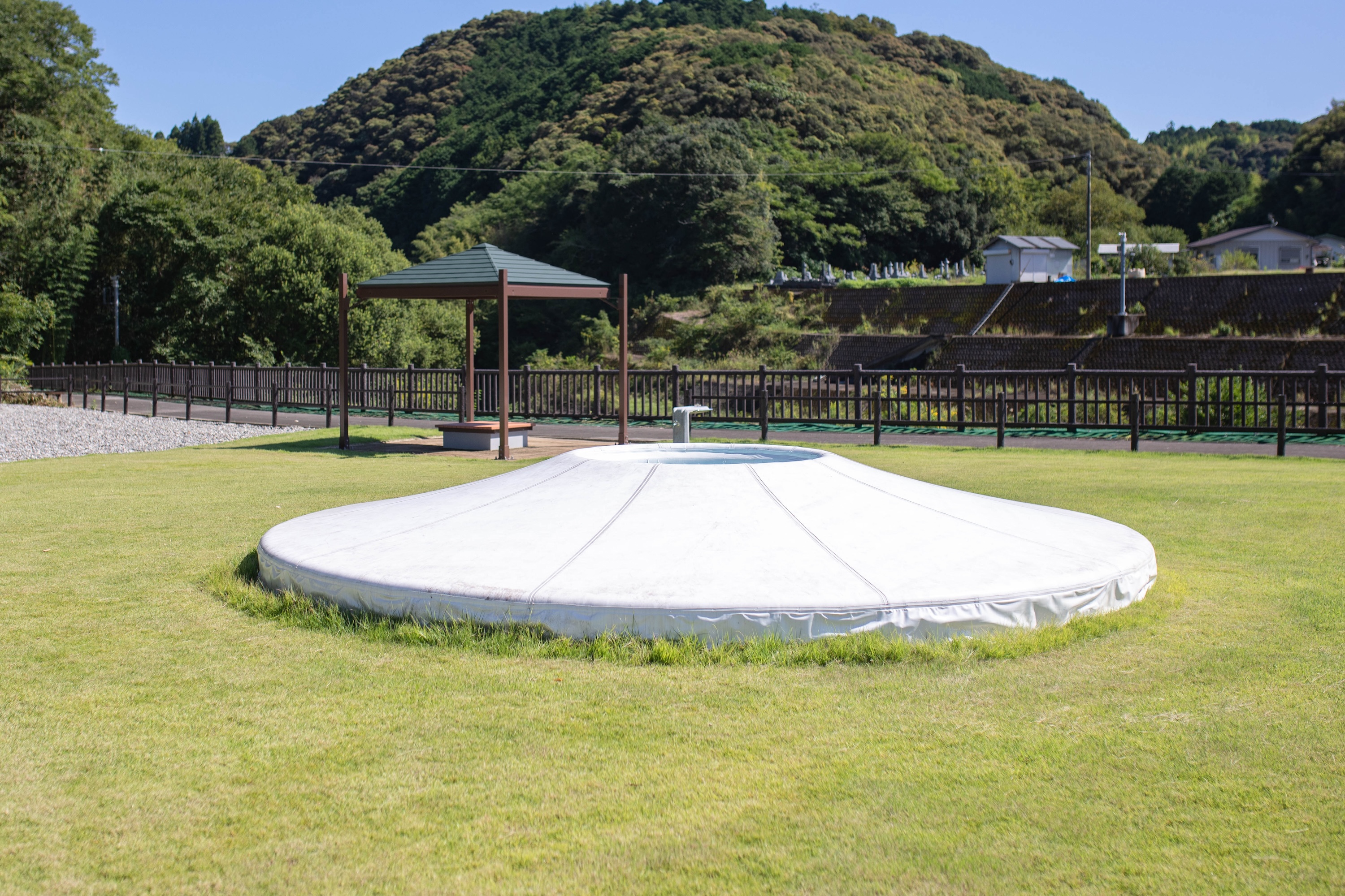 江尻地区親水公園|日高村の新スポット!緑と水に囲まれた癒しの公園
