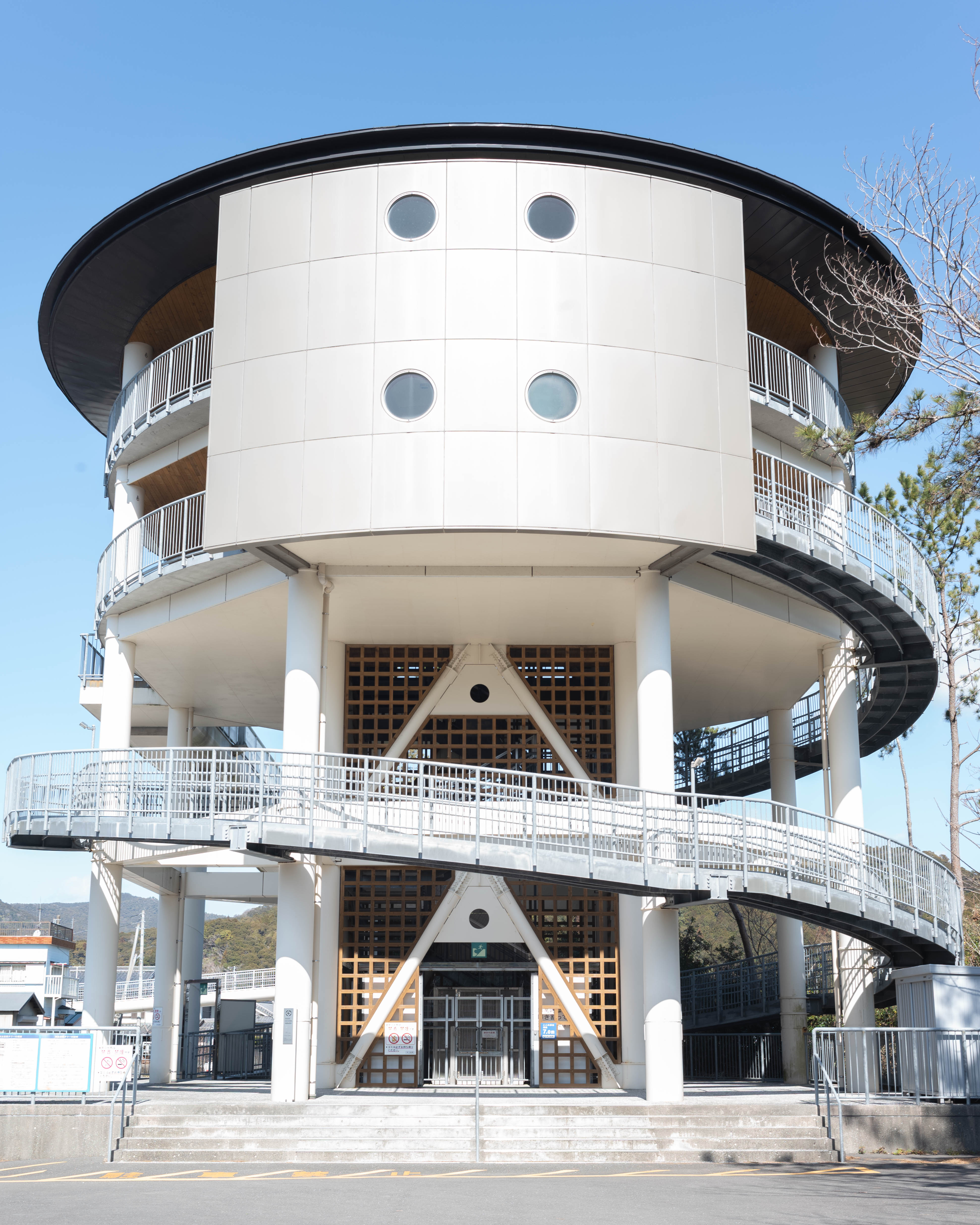 純平タワー（第1号津波避難タワー）｜久礼湾を一望！中土佐町のシンボルタワー