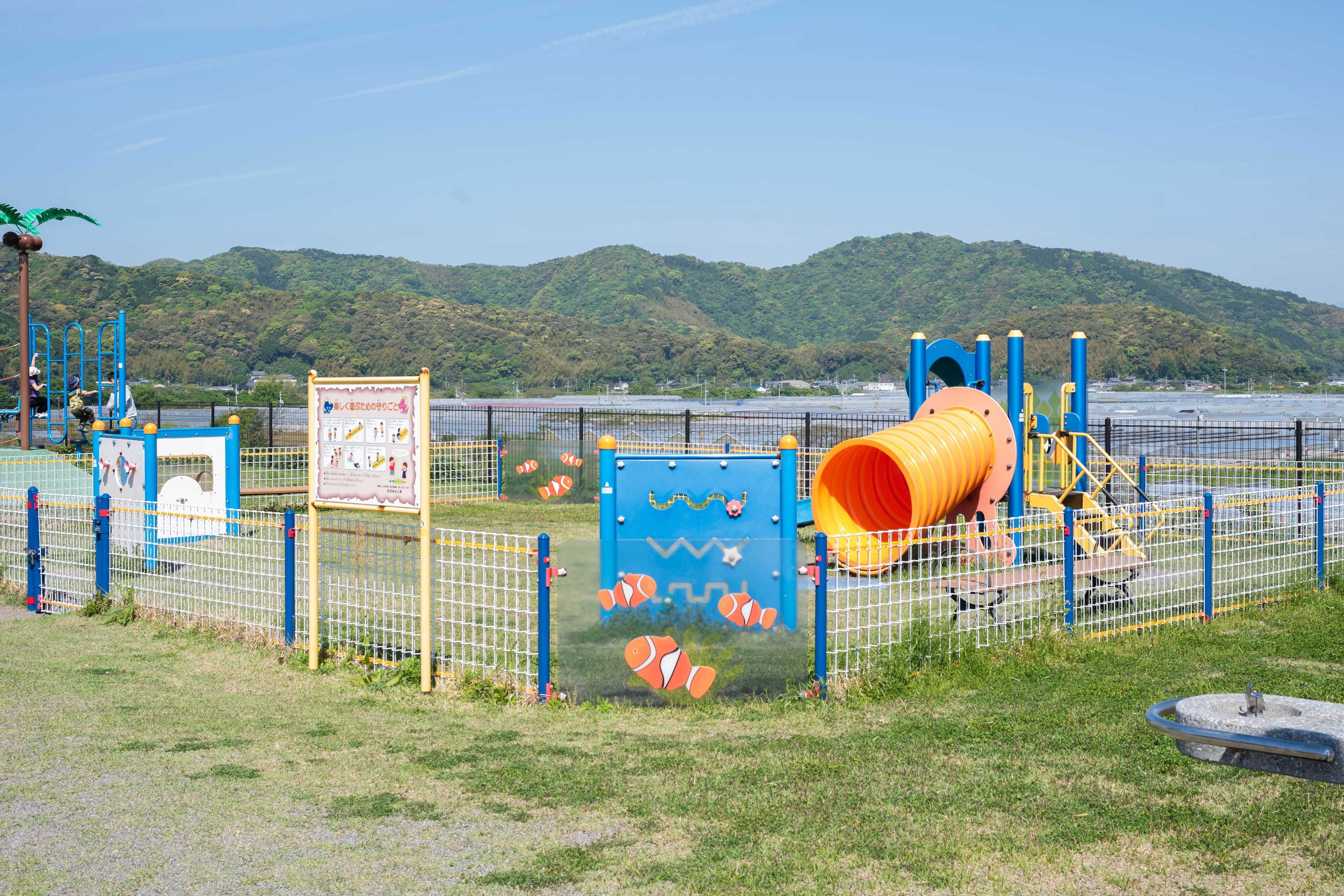 新居緑地公園|太平洋を一望!南国ムード漂う緑地公園