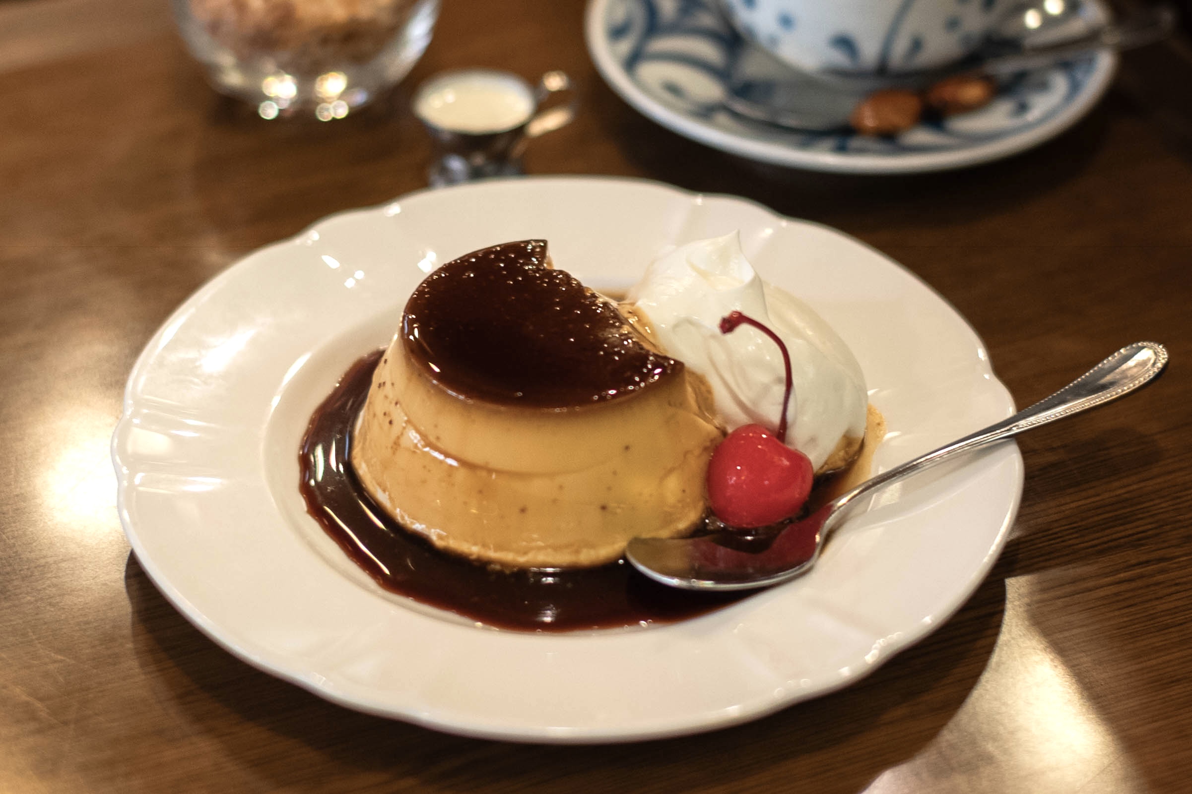 珈琲専門店 POEM 新京橋店｜どこか懐かしく、ほっと落ち着く喫茶時間