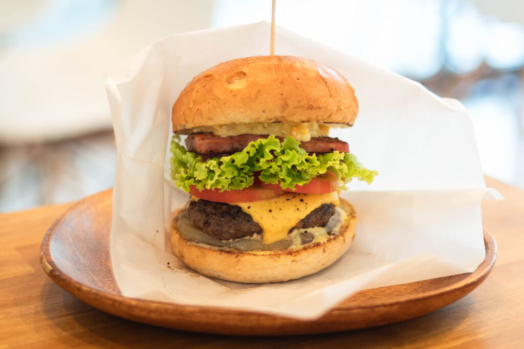 SORA dining bar｜高知市街の新店！お昼はハンバーガー、夜は居酒屋