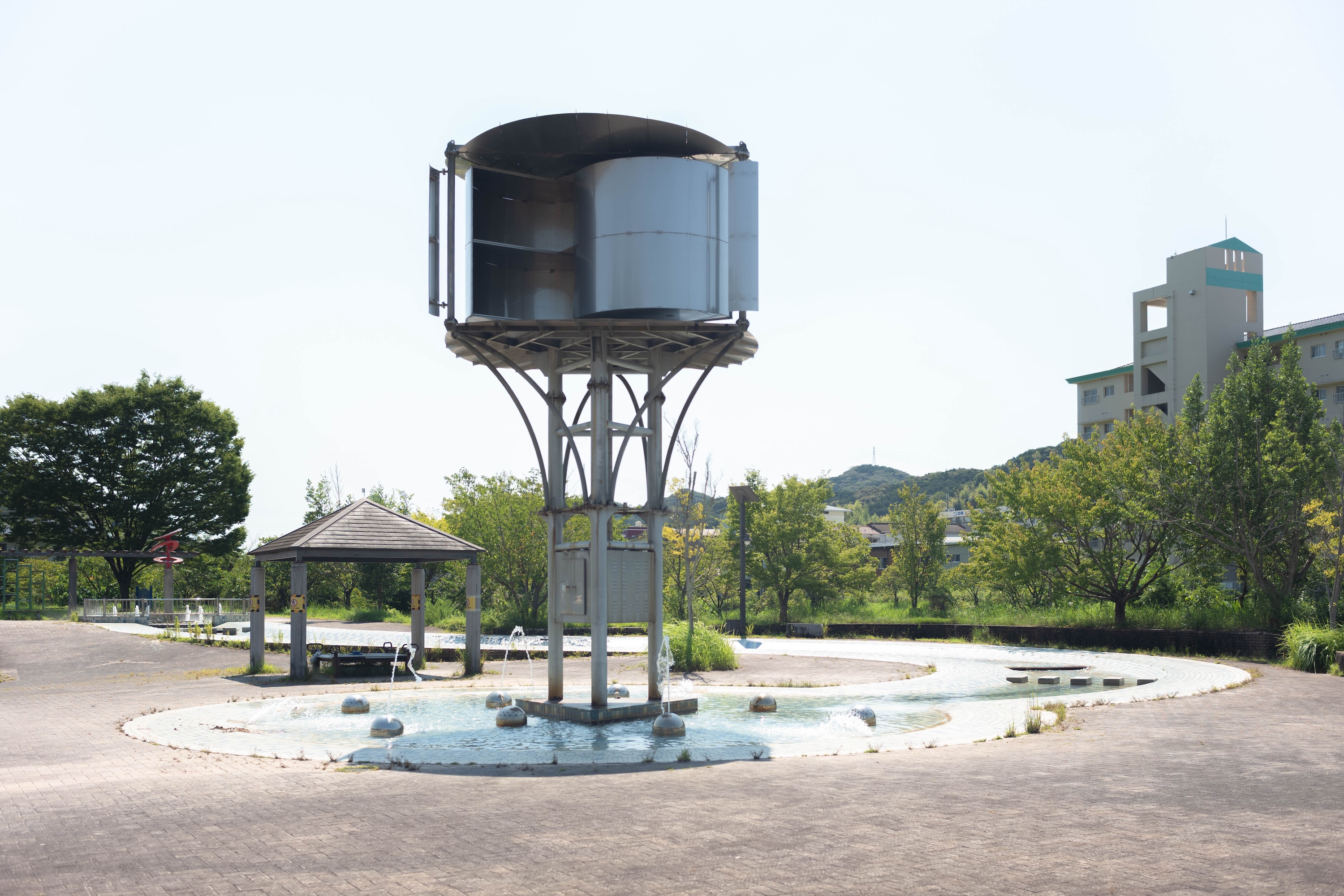 枝川公園｜春は桜、夏は水遊び！家族でのびのび遊べる憩いのスポット