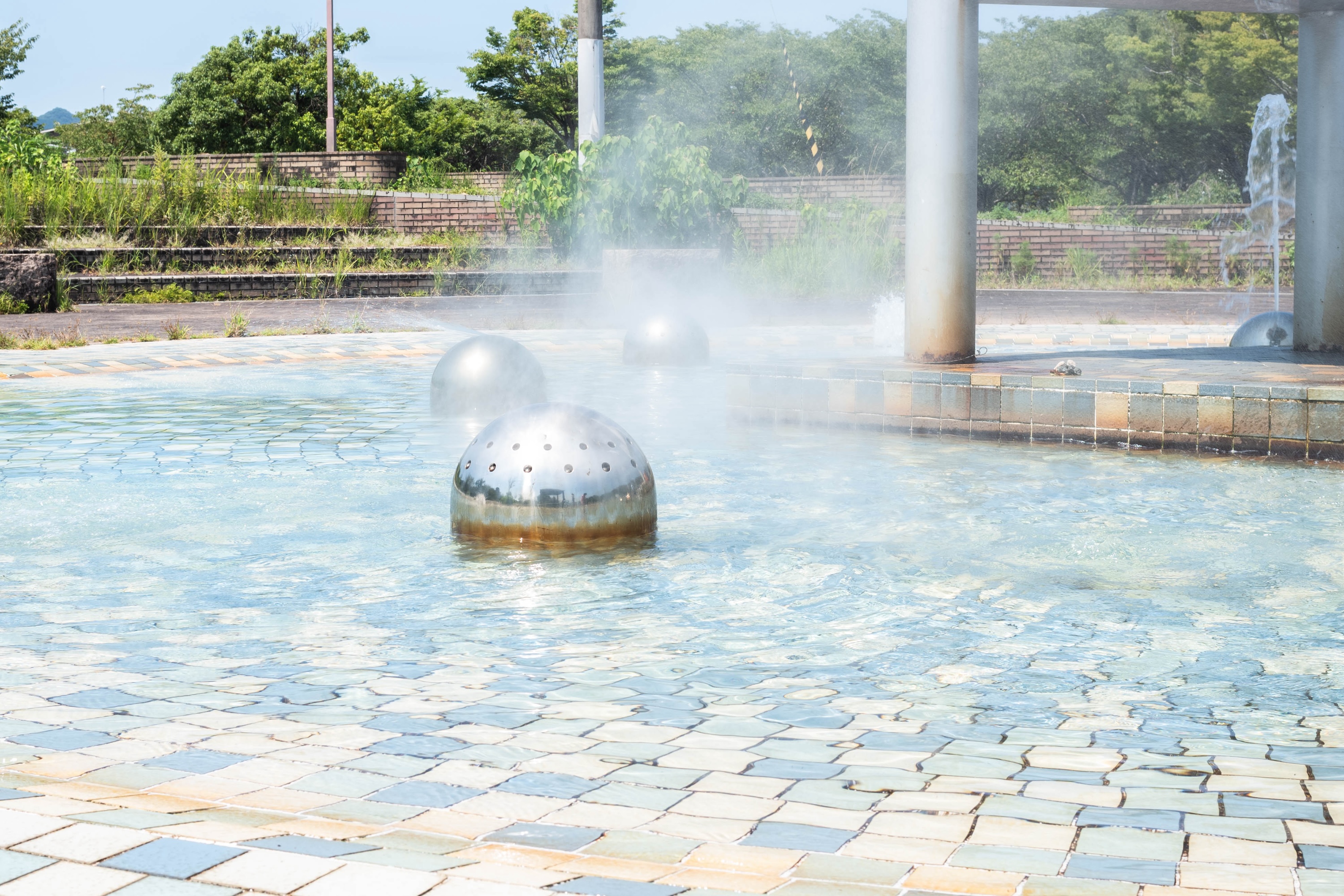 枝川公園｜春は桜、夏は水遊び！家族でのびのび遊べる憩いのスポット