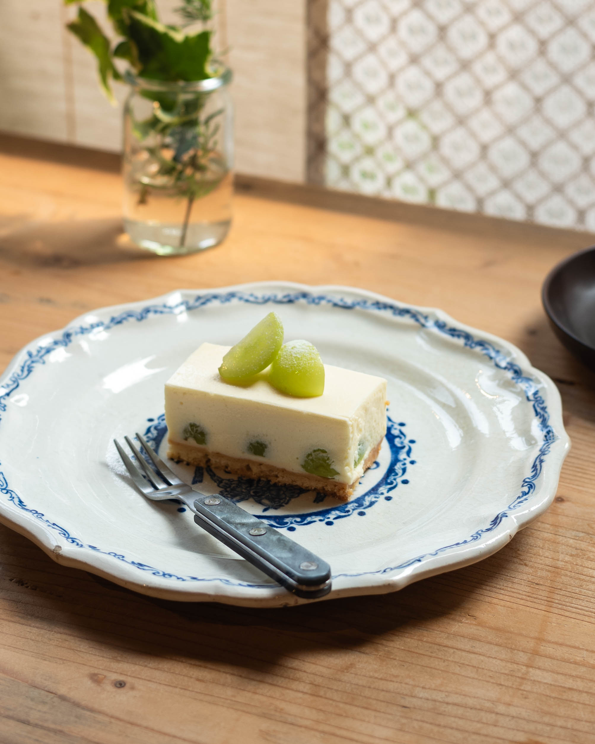 middle.(ミドル)|暮らしを彩る雑貨とお食事。「UF(羽布)」敷地内のカフェ