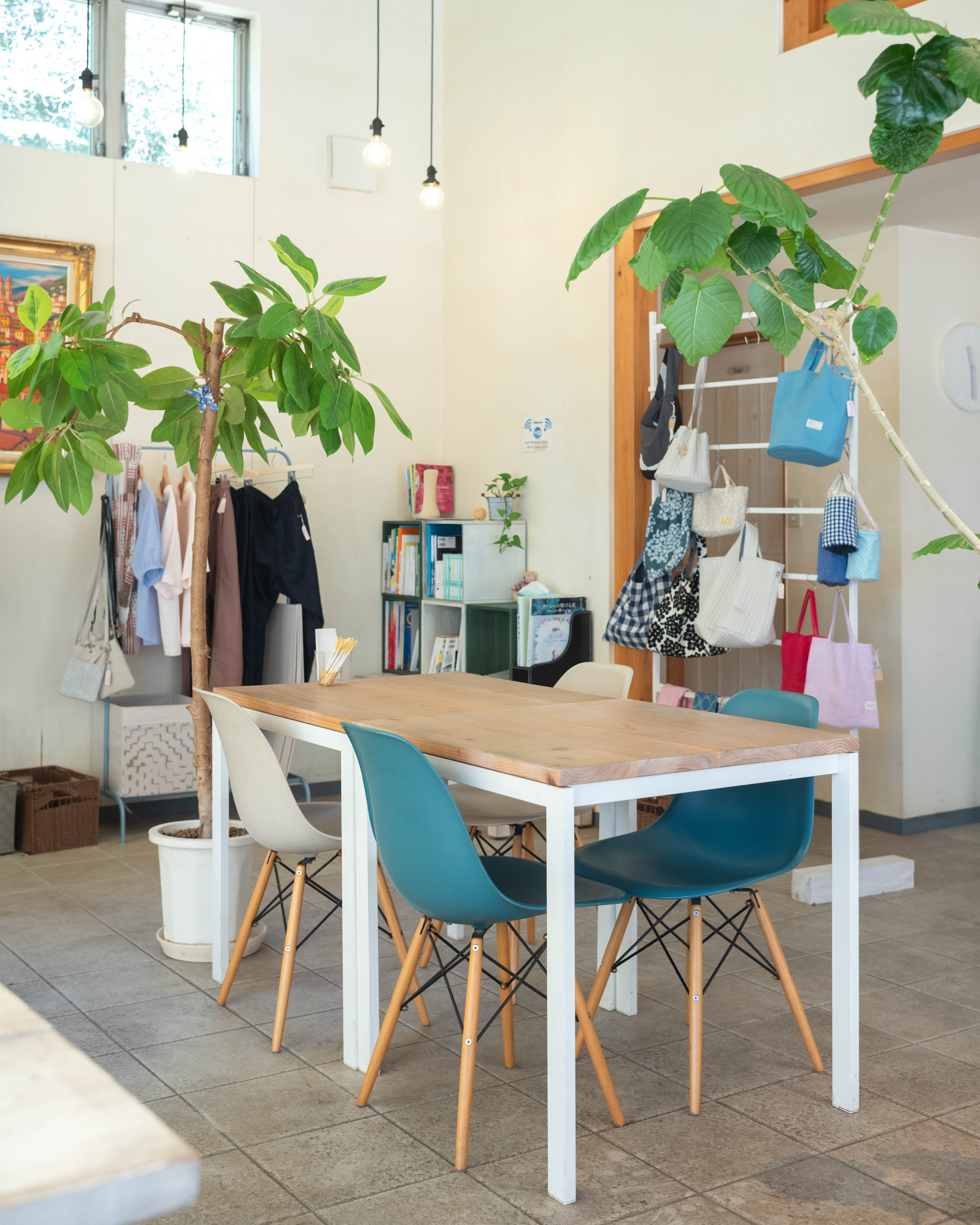 eatriel(イートリエル)|女性1人でもゆったり過ごせる、宿毛の隠れ家カフェ