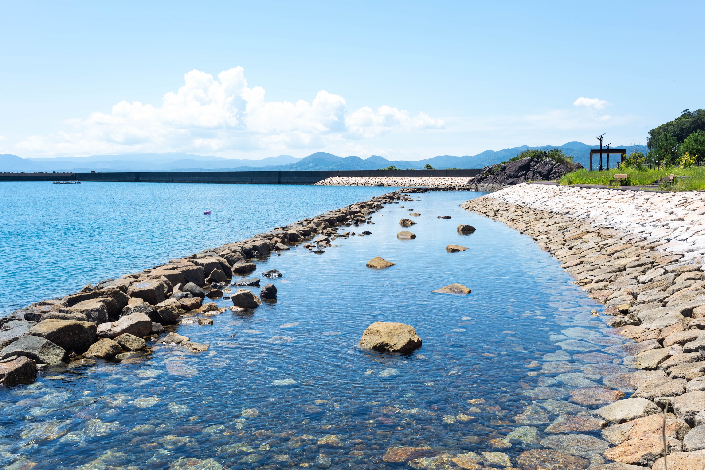 上川口港鯨公園|透明度抜群!海で水遊びを楽しめる黒潮町の穴場スポット