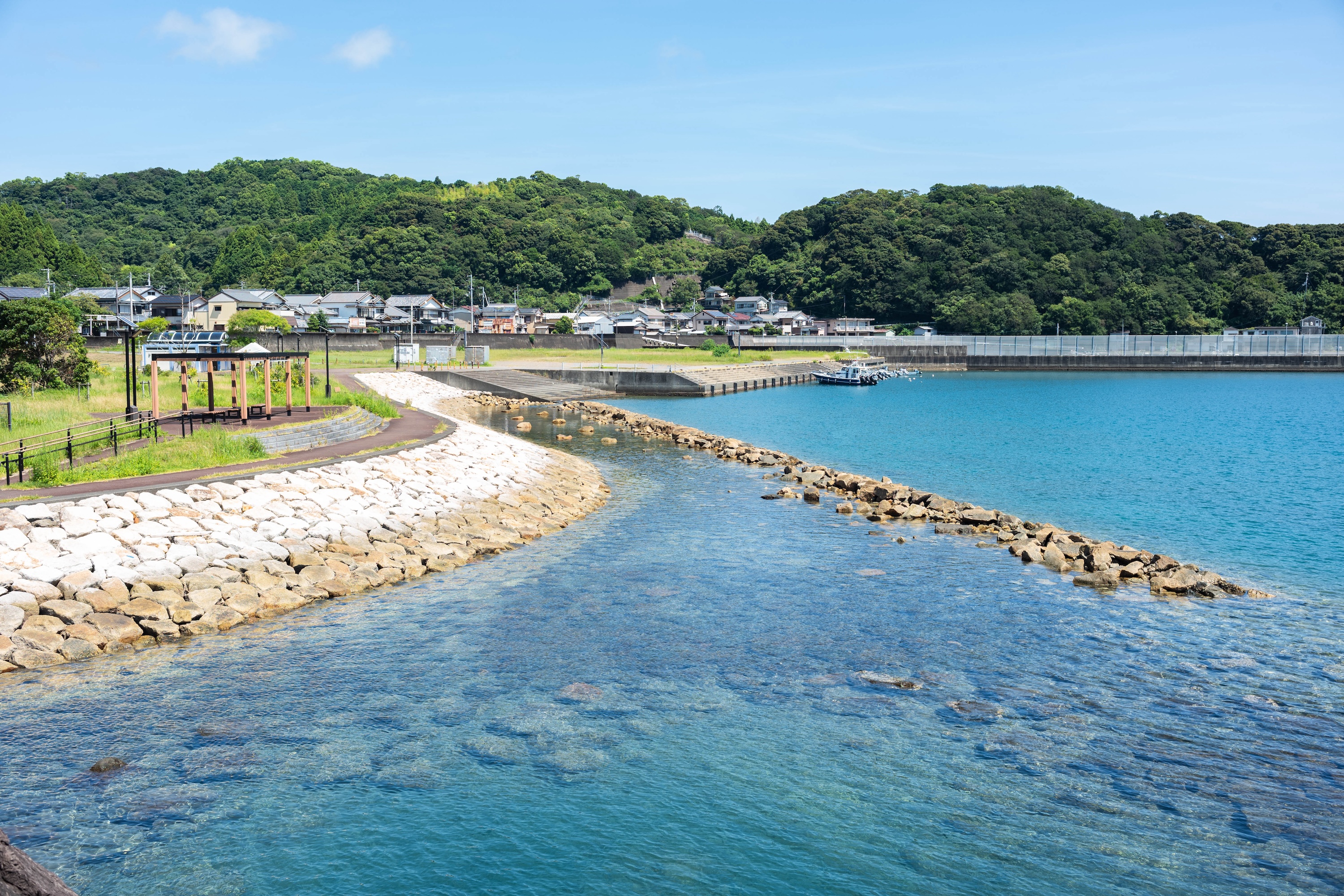上川口港鯨公園|透明度抜群!海で水遊びを楽しめる黒潮町の穴場スポット
