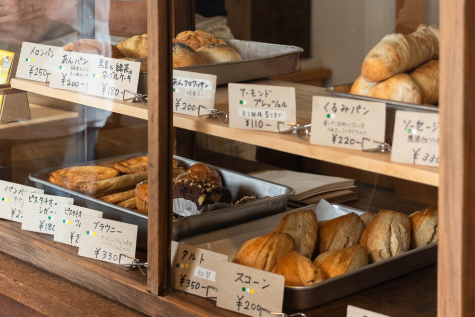 manimani｜売切必至！四万十市の住宅街にひっそり佇む、パンとお菓子の店