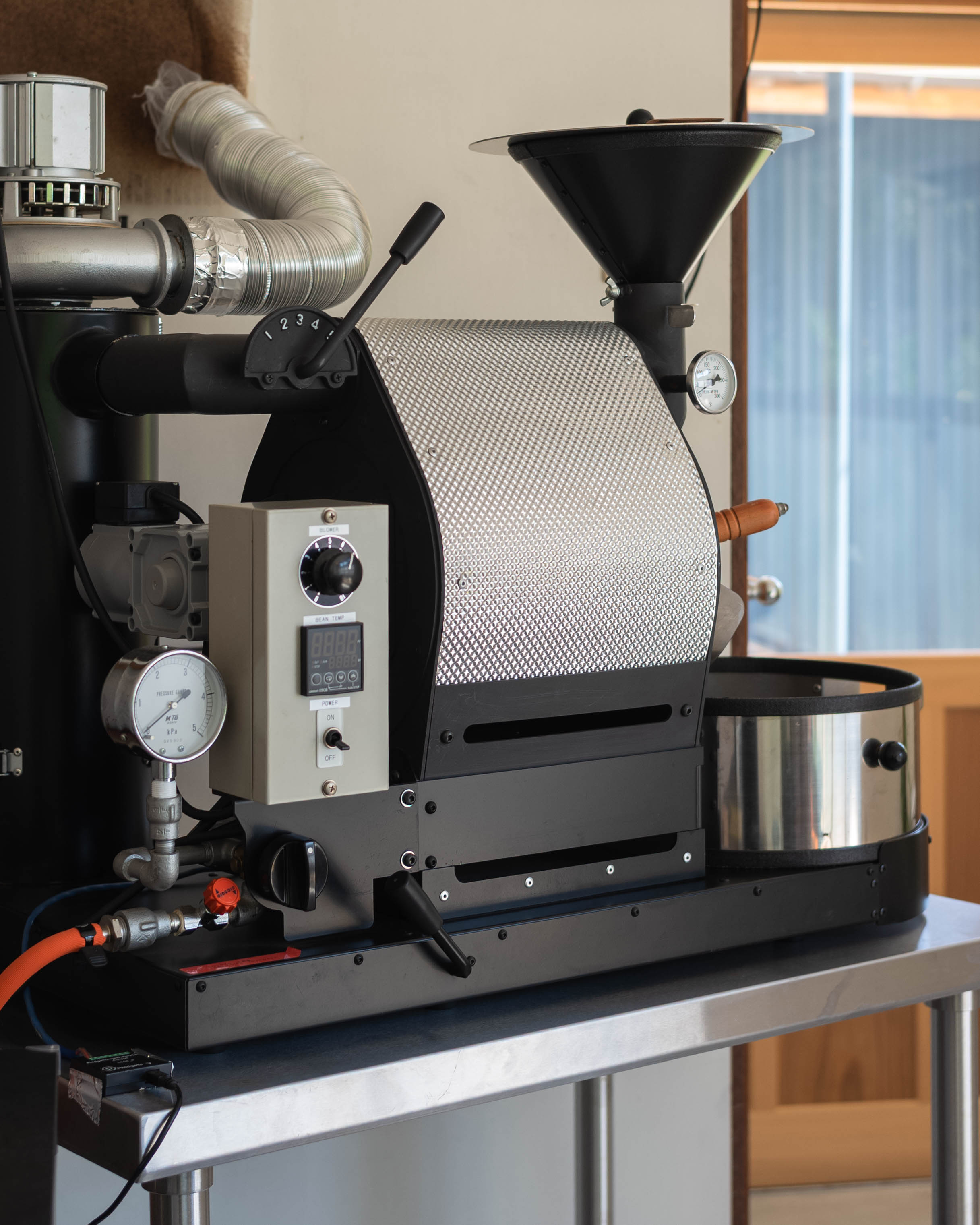 ミギキシコーヒー焙煎所｜心を込めた一杯を。越知町の山里にひっそり佇む焙煎所