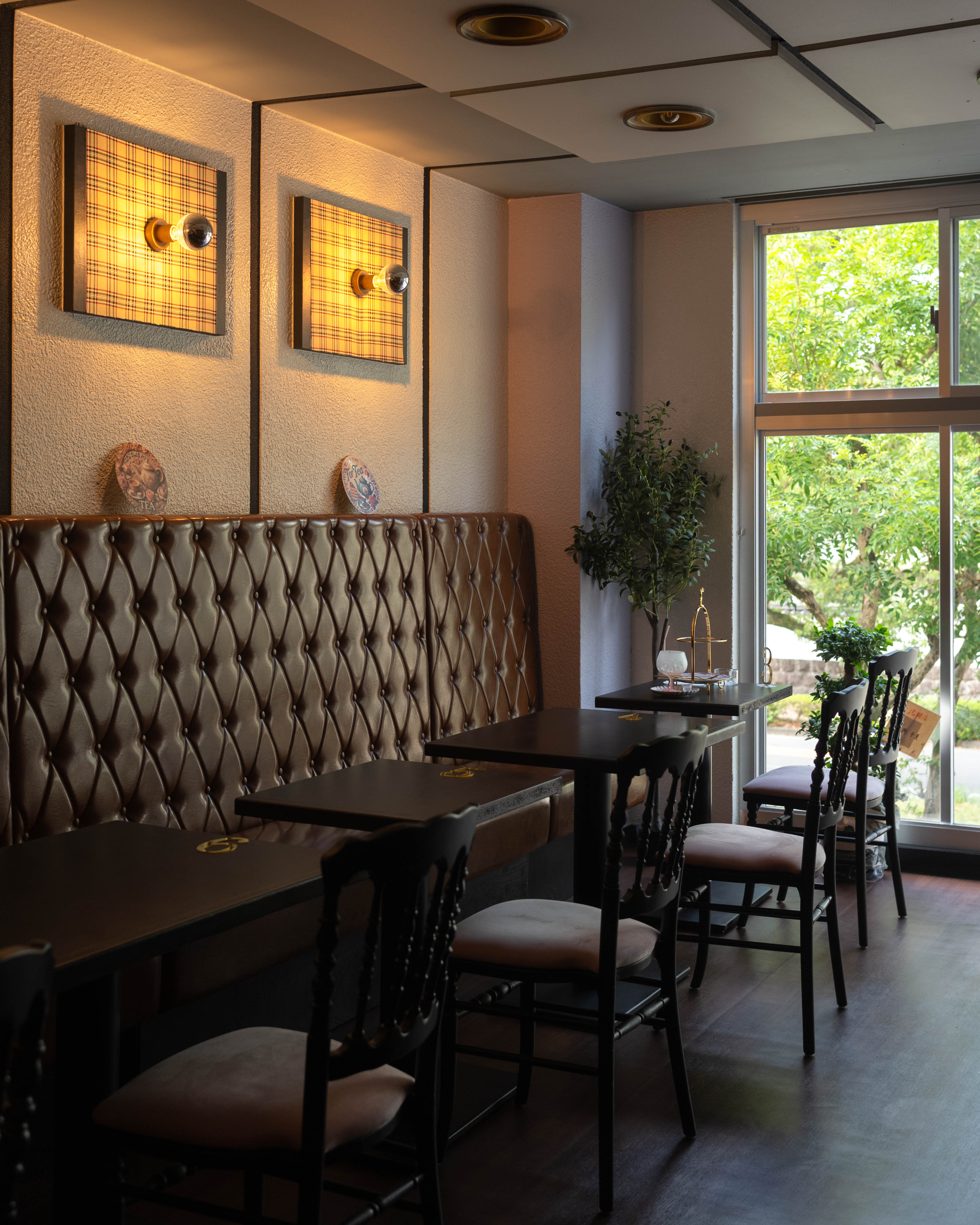 紅茶と月の香りTea café Lune|予約なしでふらりと。アフタヌーンティーと紅茶を堪能