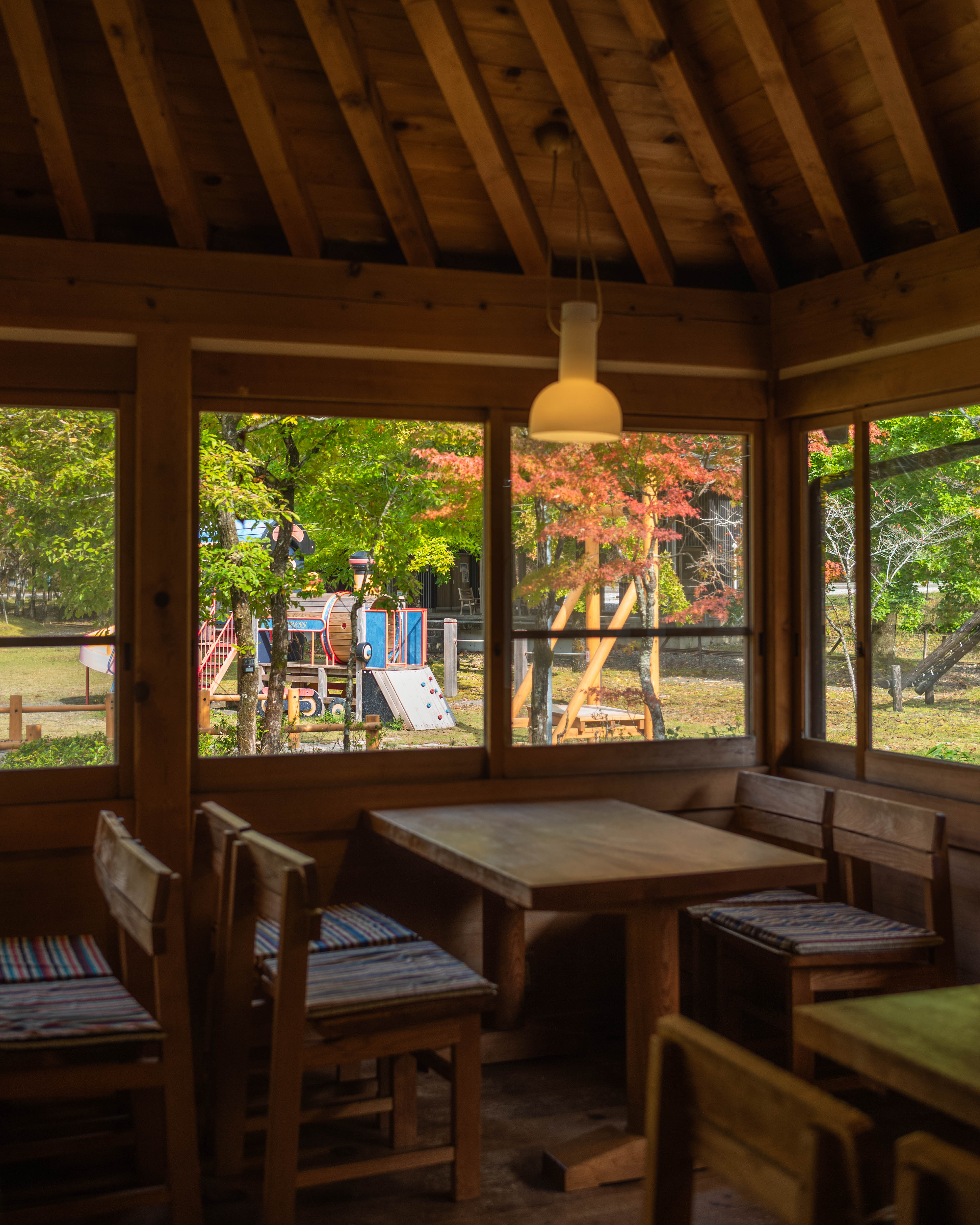 魚梁瀬の食堂 杉の家｜ほっとする定食ランチ。のどかな森の中の食堂