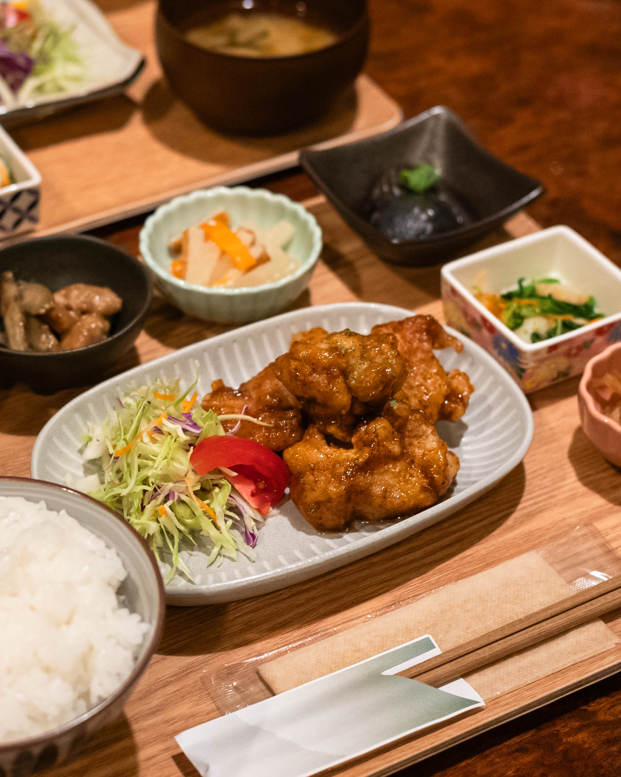 なの縁(なのえん)|幡多の恵みと旬を味わう、温かみあるご飯屋さん