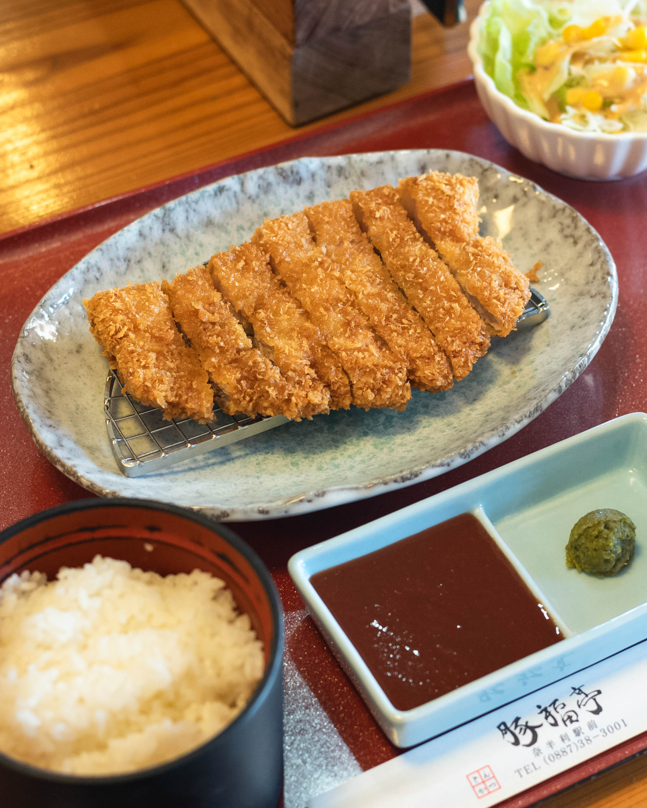 豚福亭|奈半利町で味わう。特大海老フライと極上とんかつの店