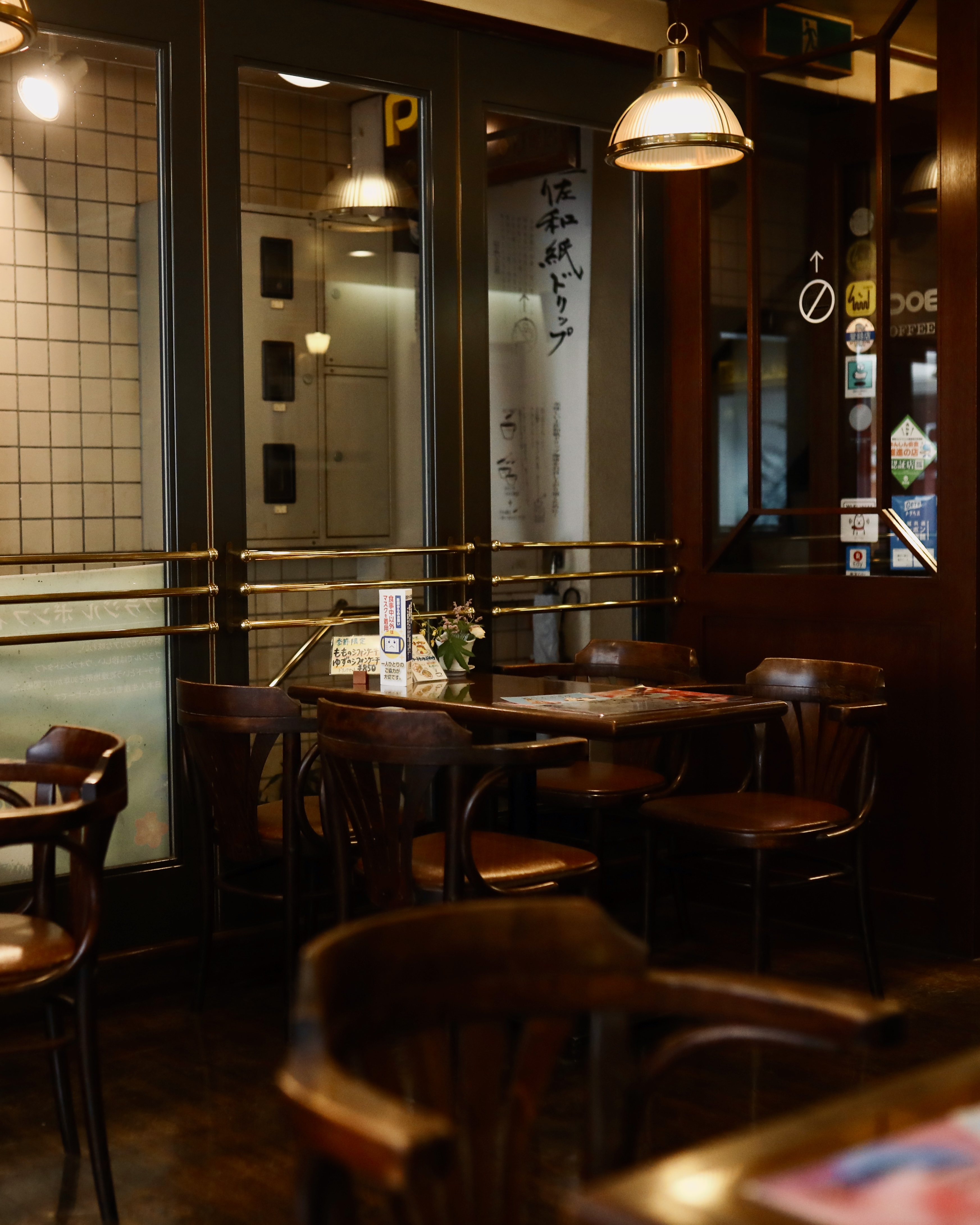 珈琲専門店 POEM 新京橋店｜どこか懐かしく、ほっと落ち着く喫茶時間